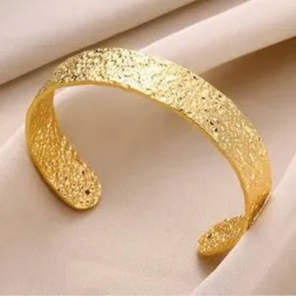 Elegant Gold Textured Cuff Bracelet size L